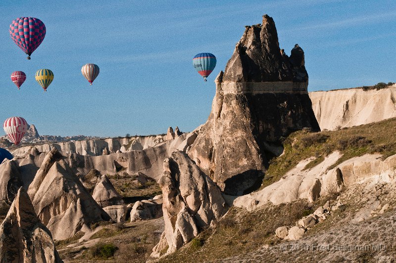 20100405_073420 D300.jpg - Ballooning in Cappadocia